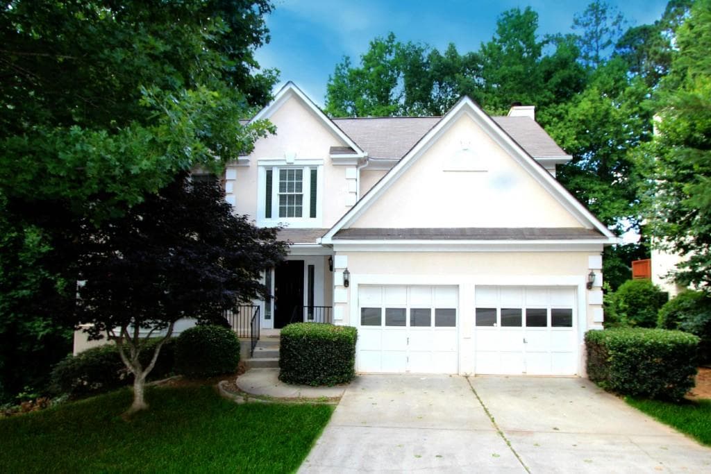 300 Tumbling Creek Drive, Alpharetta, GA 30005 — most recent listing photo