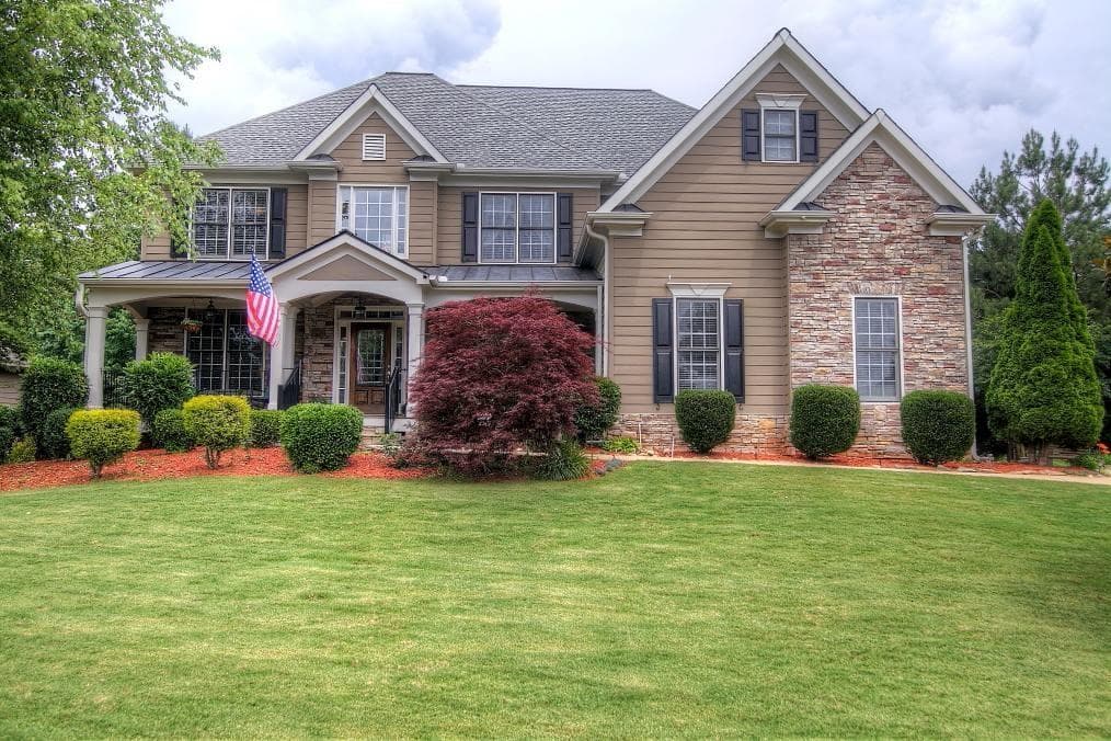 5 bedroom, 4,660 sq ft single family residence sold at 200 Harbor Ridge, Canton, GA 30114