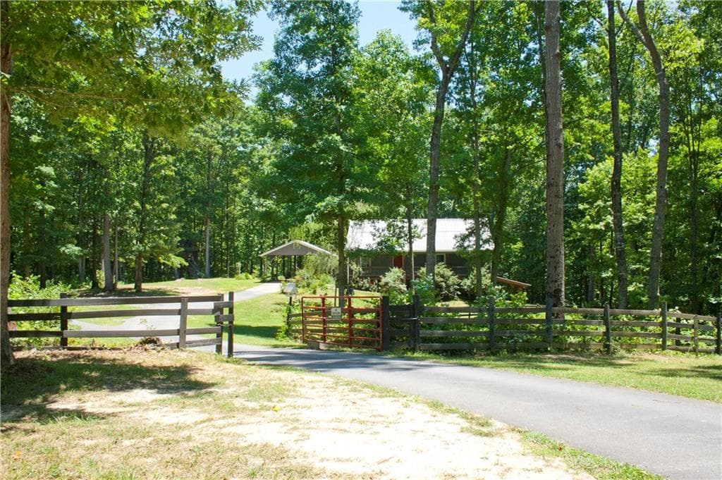 3 bedroom, 1,232 sq ft single family residence sold at 325 Jerusalem Church Road, Jasper, GA 30143