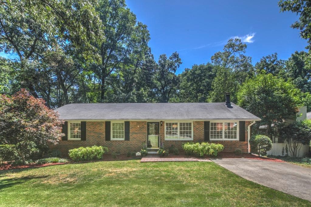 286 Indian Trail, Marietta, GA 30068 — most recent listing photo