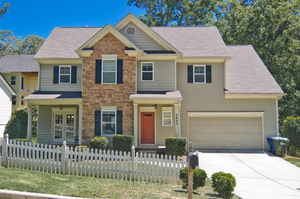 3 bedroom single family residence sold at 2423 Brantley Street, Atlanta, GA 30318