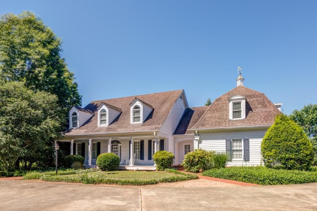 13860 Hopewell Road, Alpharetta, GA 30004 — most recent listing photo