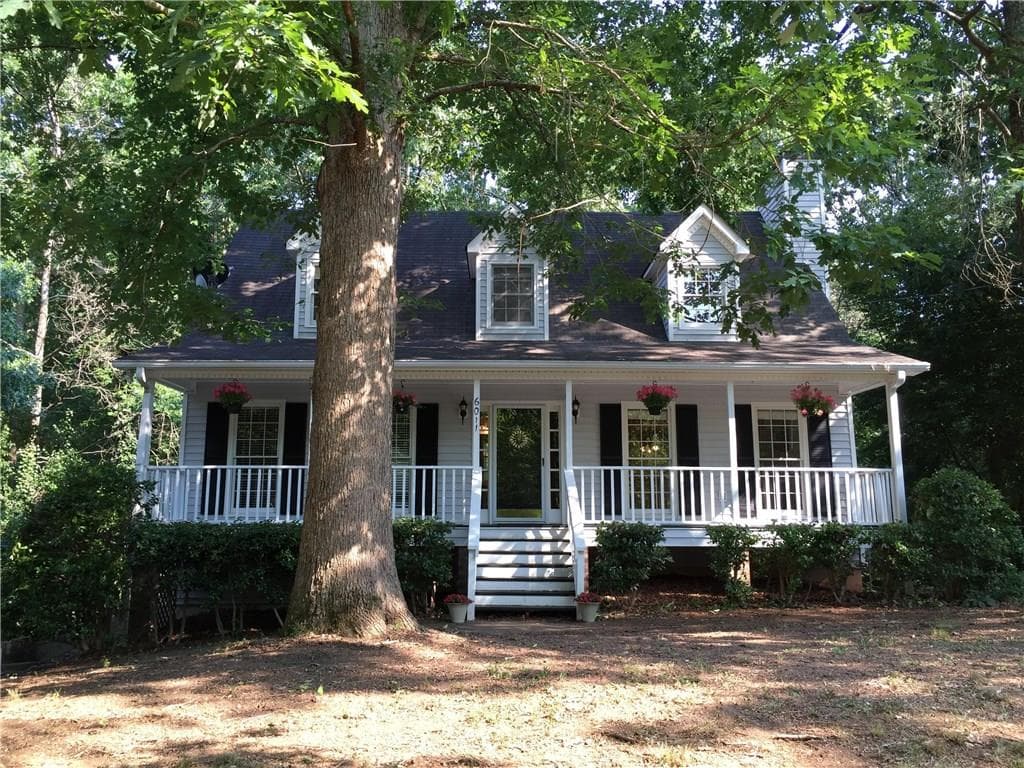 4 bedroom, 1,904 sq ft single family residence sold at 6011 Golden Landing, Canton, GA 30114