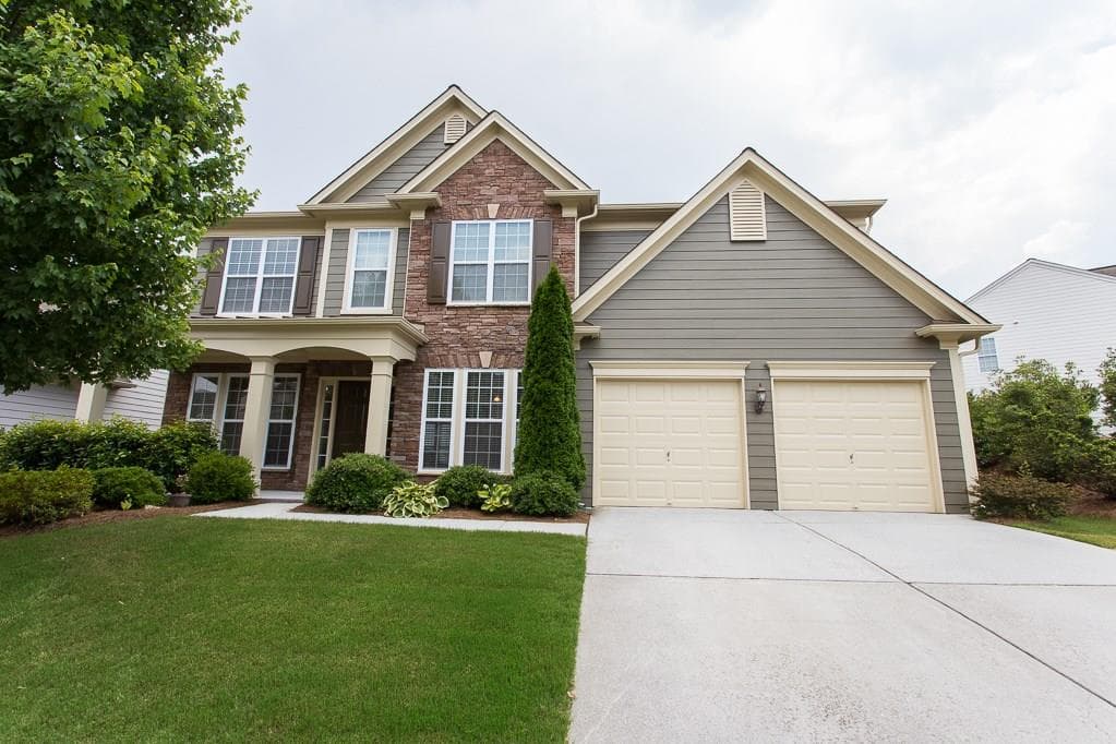4 bedroom, 2,219 sq ft single family residence sold at 627 Lorimore Pass, Canton, GA 30115