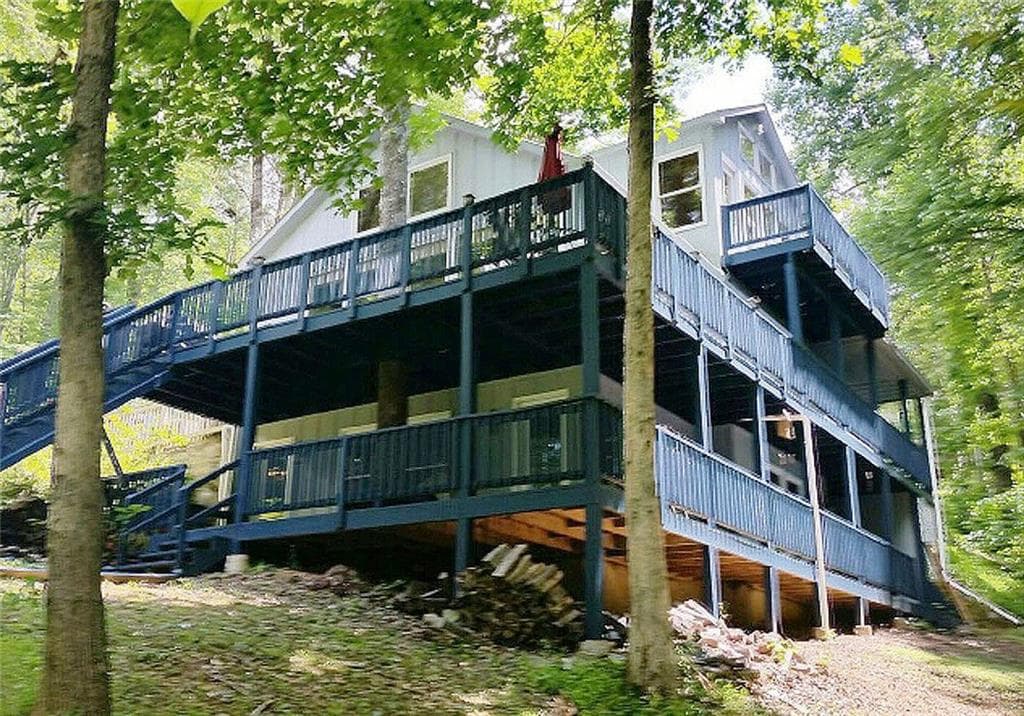3673 Lakeview Drive, Gainesville, GA 30501 — most recent listing photo