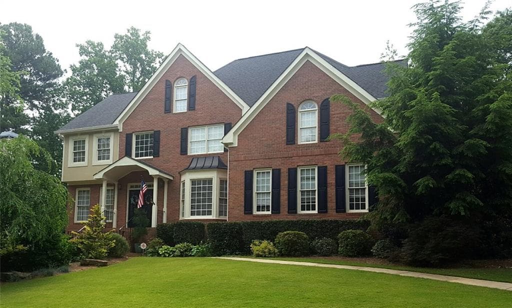 525 EMERALD LAKE Path, Sugar Hill, GA 30518 — most recent listing photo