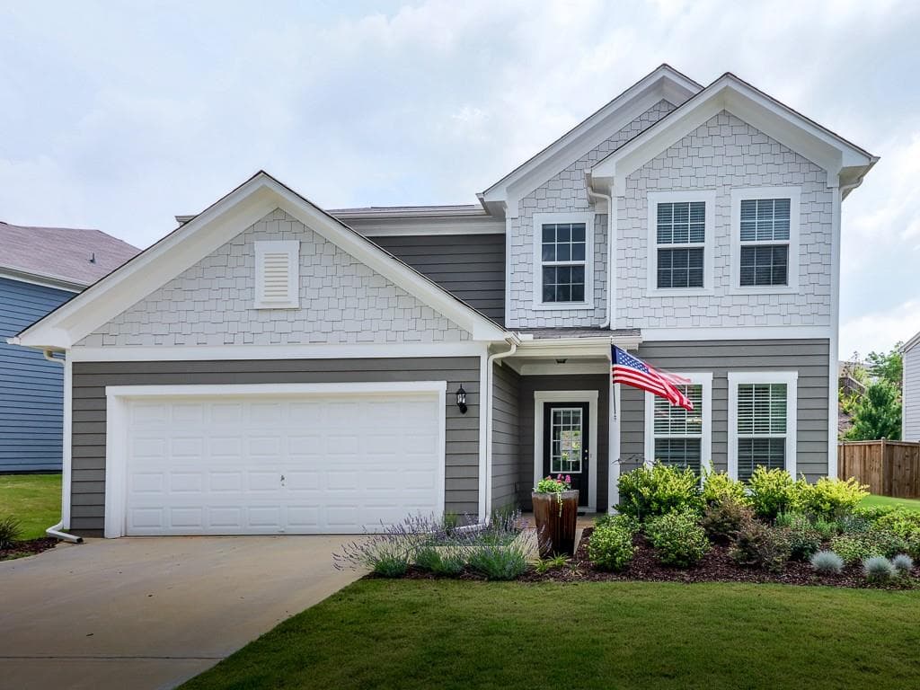 5 bedroom, 3,076 sq ft single family residence sold at 696 Lorimore Pass, Canton, GA 30115