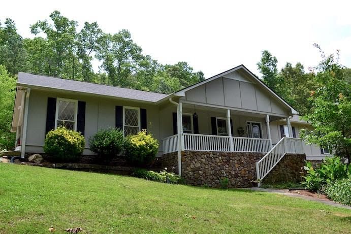 1853 Reeceburg Road, Silver Creek, GA 30173 — most recent listing photo