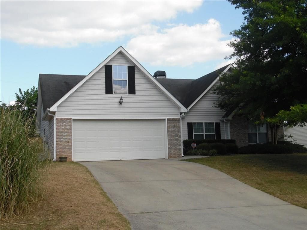 817 KENDALL PARK Drive, Winder, GA 30680 — most recent listing photo