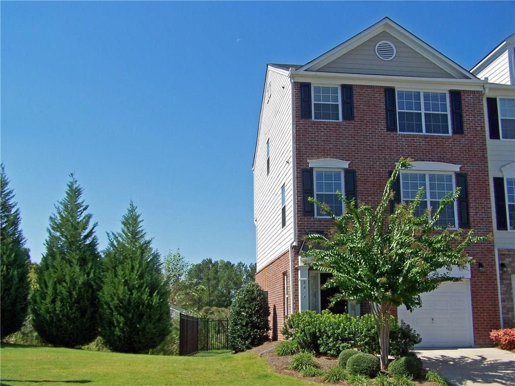 3 bedroom, 1,890 sq ft townhouse sold at 3614 Chattahoochee Summit Drive 3614, Atlanta, GA 30339