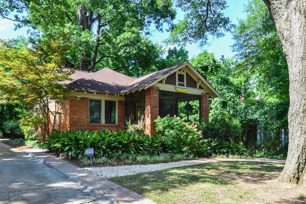 2 bedroom, 1,046 sq ft single family residence sold at 313 Atlanta Avenue, Atlanta, GA 30315