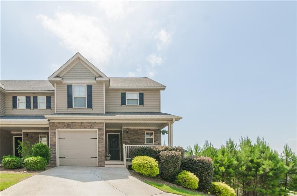 3 bedroom, 1,382 sq ft townhouse sold at 138 Cypress Court, Canton, GA 30115