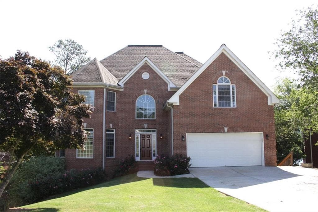 5 bedroom, 4,097 sq ft single family residence sold at 3873 Shadow Loch Drive, Suwanee, GA 30024
