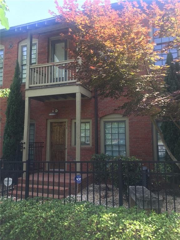 3 bedroom, 1,600 sq ft townhouse sold at 3371 Dogwood Drive 110, Atlanta, GA 30354