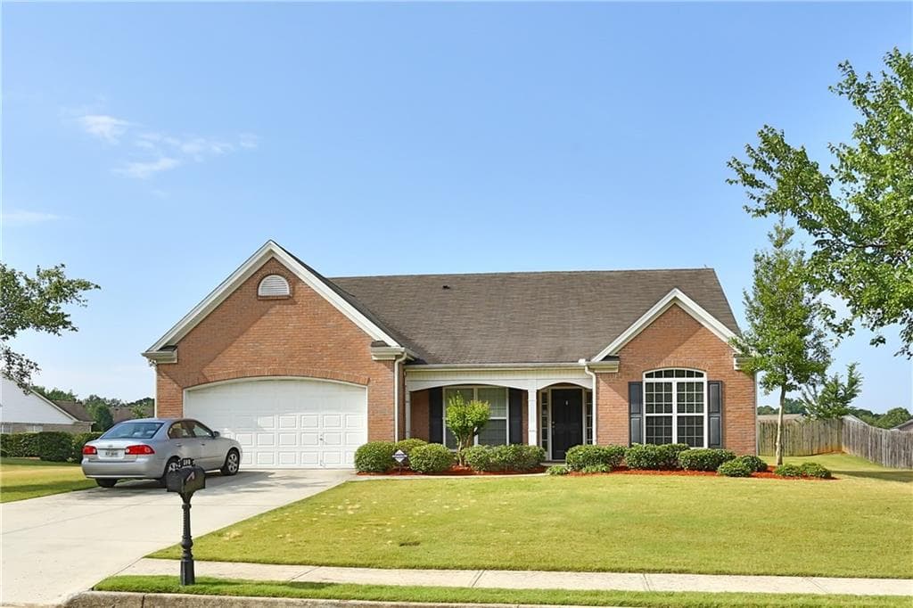 4 bedroom, 2,369 sq ft single family residence sold at 590 Waterstone Drive, Lawrenceville, GA 30046