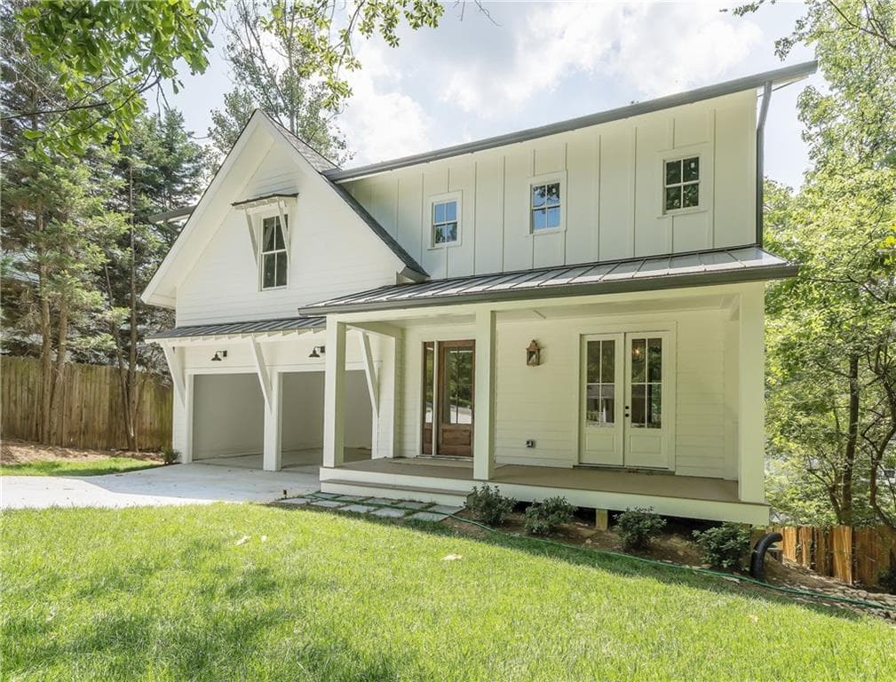 5 bedroom, 3,157 sq ft single family residence sold at 1862 Volberg Street, Atlanta, GA 30318