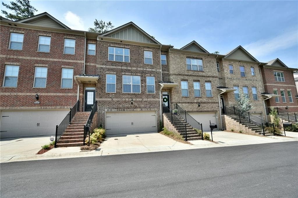 4 bedroom, 2,060 sq ft townhouse sold at 830 Jardin Court 39, Alpharetta, GA 30022