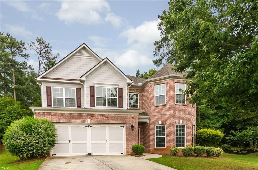 4 bedroom, 2,552 sq ft single family residence sold at 432 Collins Glen Court, Lawrenceville, GA 30043
