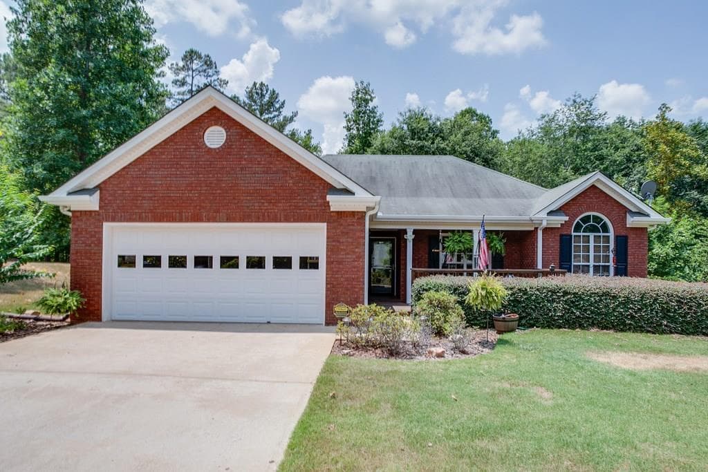 1038 Easy Street, Winder, GA 30680 — most recent listing photo