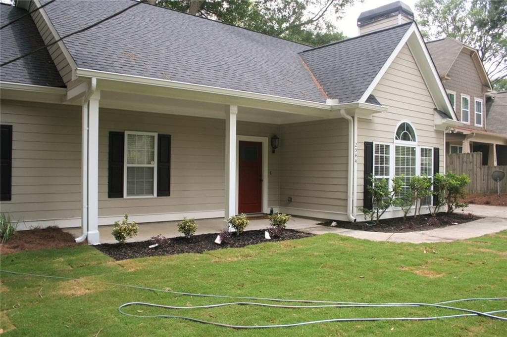 3 bedroom, 1,605 sq ft single family residence sold at 2544 Edwards Drive, Atlanta, GA 30318