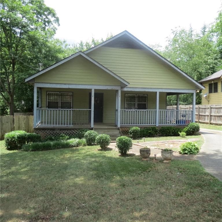 4 bedroom, 1,244 sq ft single family residence sold at 107 Hood Circle, Decatur, GA 30030