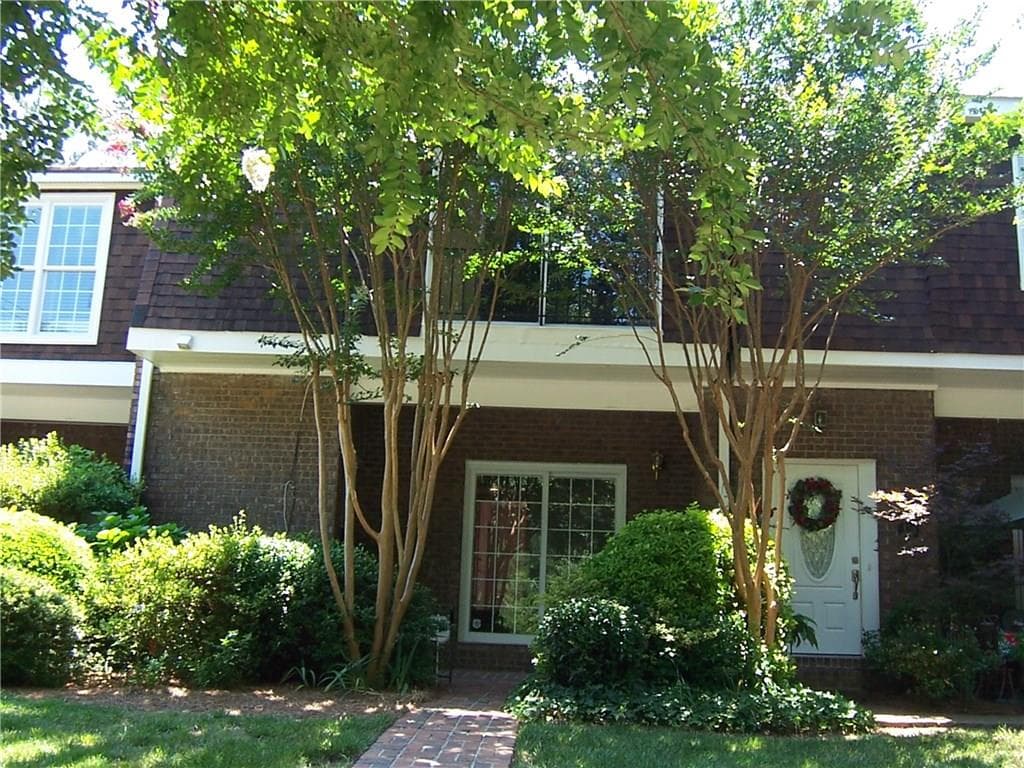 3 bedroom, 1,667 sq ft townhouse sold at 260 Manning Road 20, Marietta, GA 30064