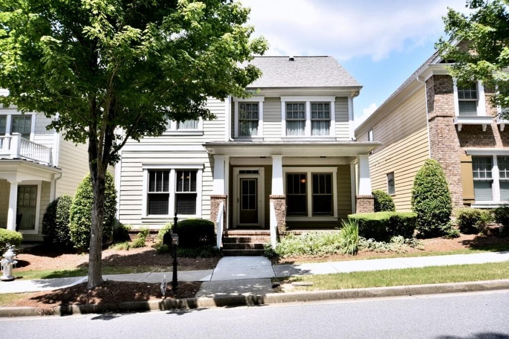 3852 Memphis Drive, Suwanee, GA 30024 — most recent listing photo