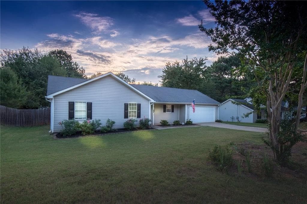 3 bedroom single family residence sold at 75 Mallie Court, Hampton, GA 30228