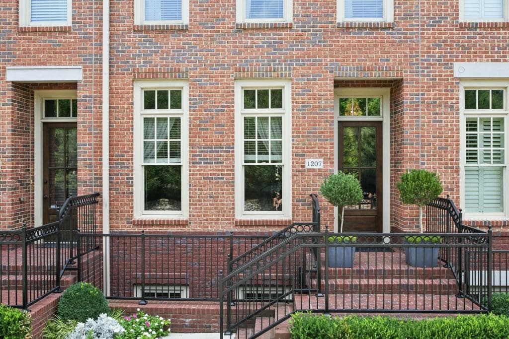 4 bedroom, 2,823 sq ft condominium sold at 1207 Riverscall Lane, Atlanta, GA 30339