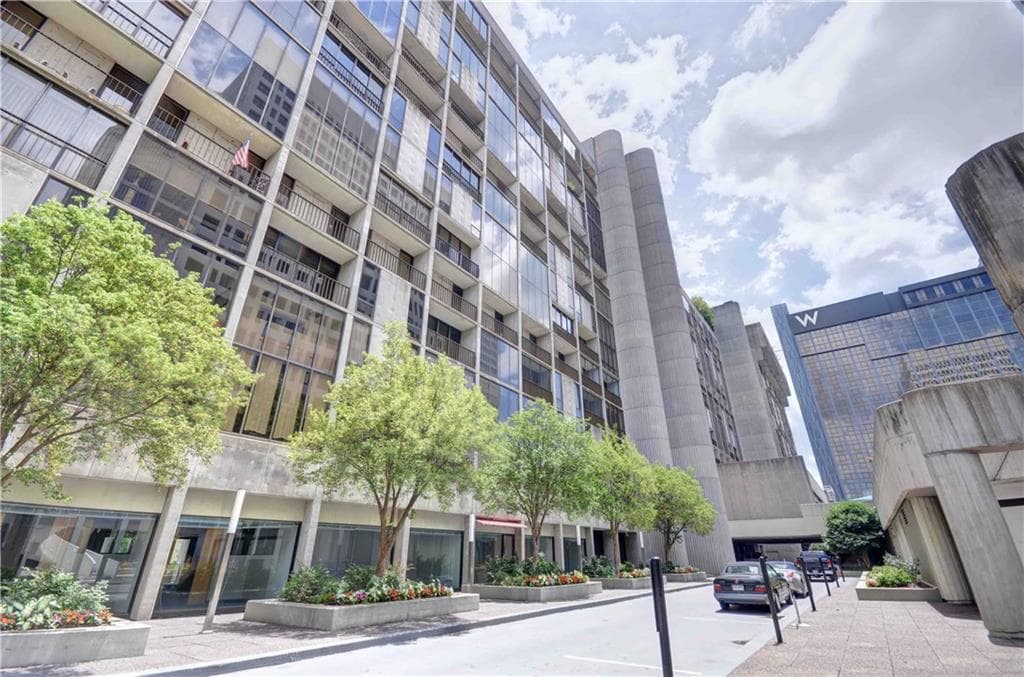 2 bedroom, 1,946 sq ft condominium sold at 147 15th Street 7D, Atlanta, GA 30309
