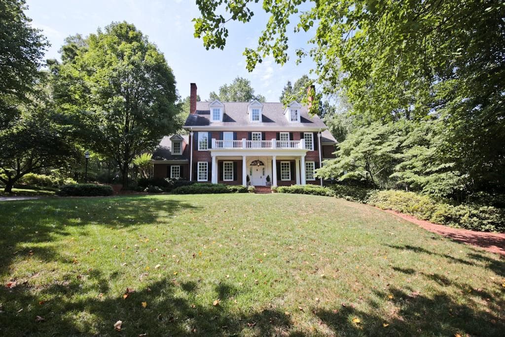 5 bedroom, 5,629 sq ft single family residence sold at 730 Arden Close, Atlanta, GA 30327