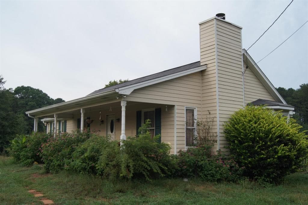 3 bedroom single family residence sold at 8290 Phillips Road, Palmetto, GA 30268