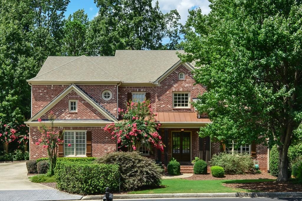 5 bedroom, 5,864 sq ft single family residence sold at 245 Lake Summit View, Atlanta, GA 30342