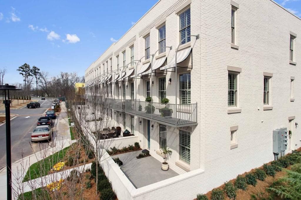 3 bedroom townhouse sold at 877 3rd Street, Alpharetta, GA 30009