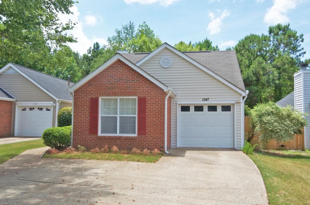 1347 Yorkshire Lane, Woodstock, GA 30188 — most recent listing photo