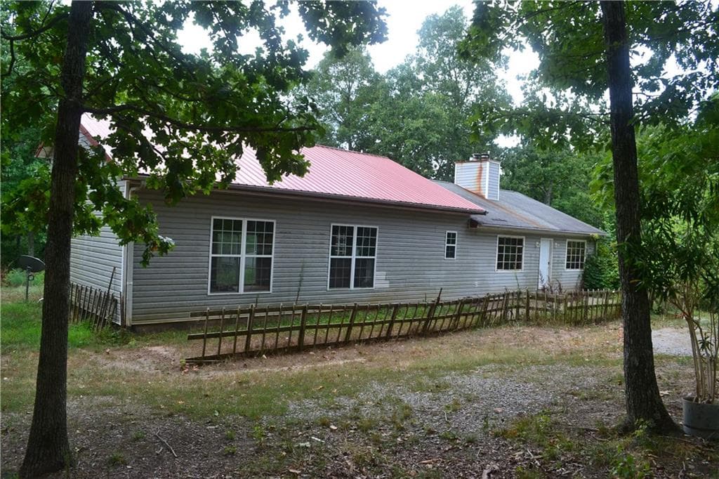 3 bedroom, 2,300 sq ft single family residence sold at 1440 Land Road, Canton, GA 30114