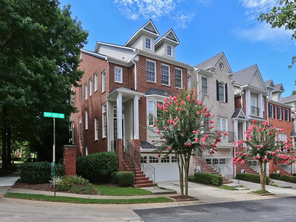 973 Emory Parc Way 973, Decatur, GA 30033 — most recent listing photo