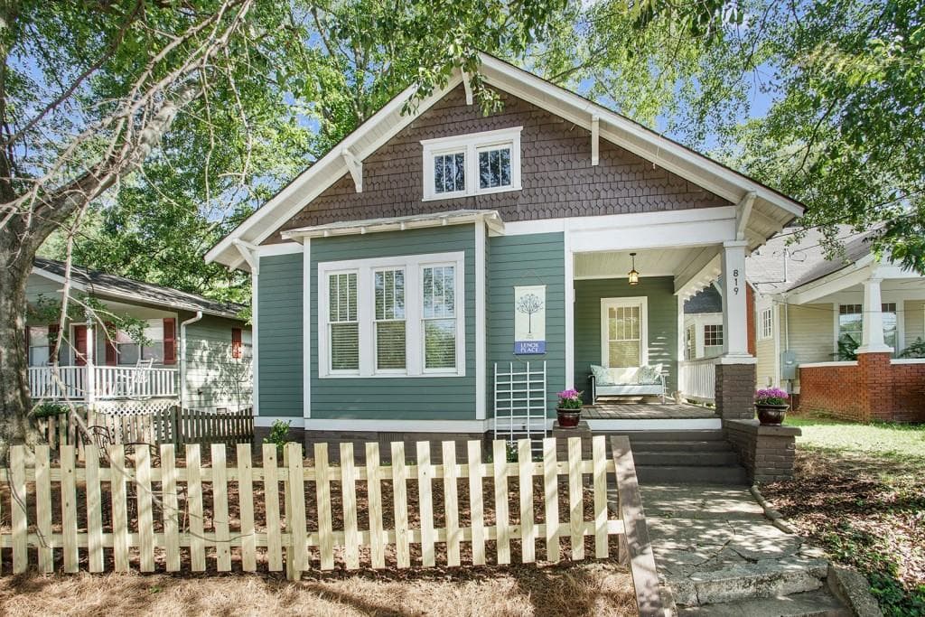 819 W Howard Avenue, Decatur, GA 30030 — most recent listing photo