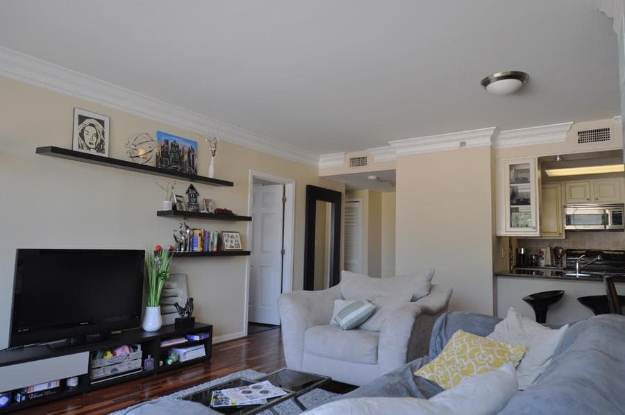 2 bedroom, 950 sq ft condominium sold at 3481 Lakeside Drive 1001, Atlanta, GA 30326