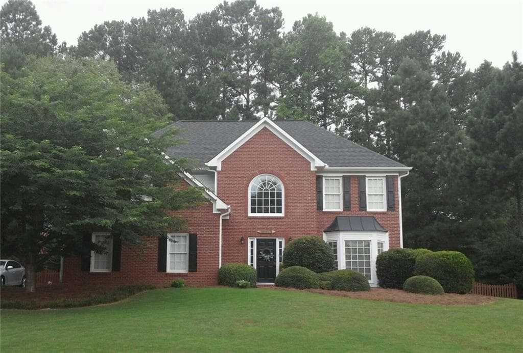 4 bedroom, 2,620 sq ft single family residence sold at 605 Silverberry Lane, Sugar Hill, GA 30518