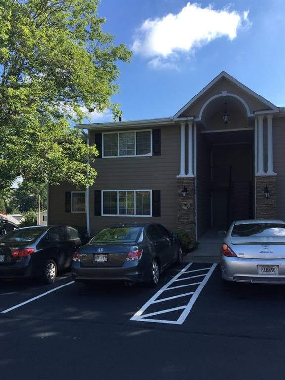 1 bedroom, 1,015 sq ft condominium sold at 1468 Briarwood Road 601, Brookhaven, GA 30319