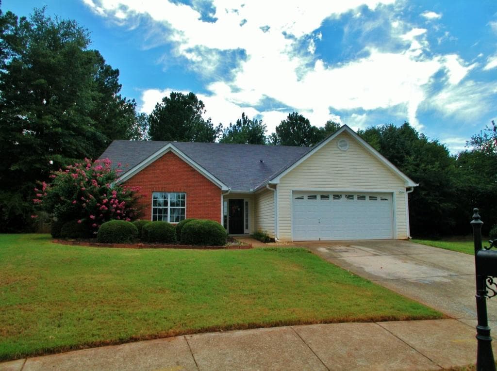 1005 Harbins View Drive, Dacula, GA 30019 — most recent listing photo