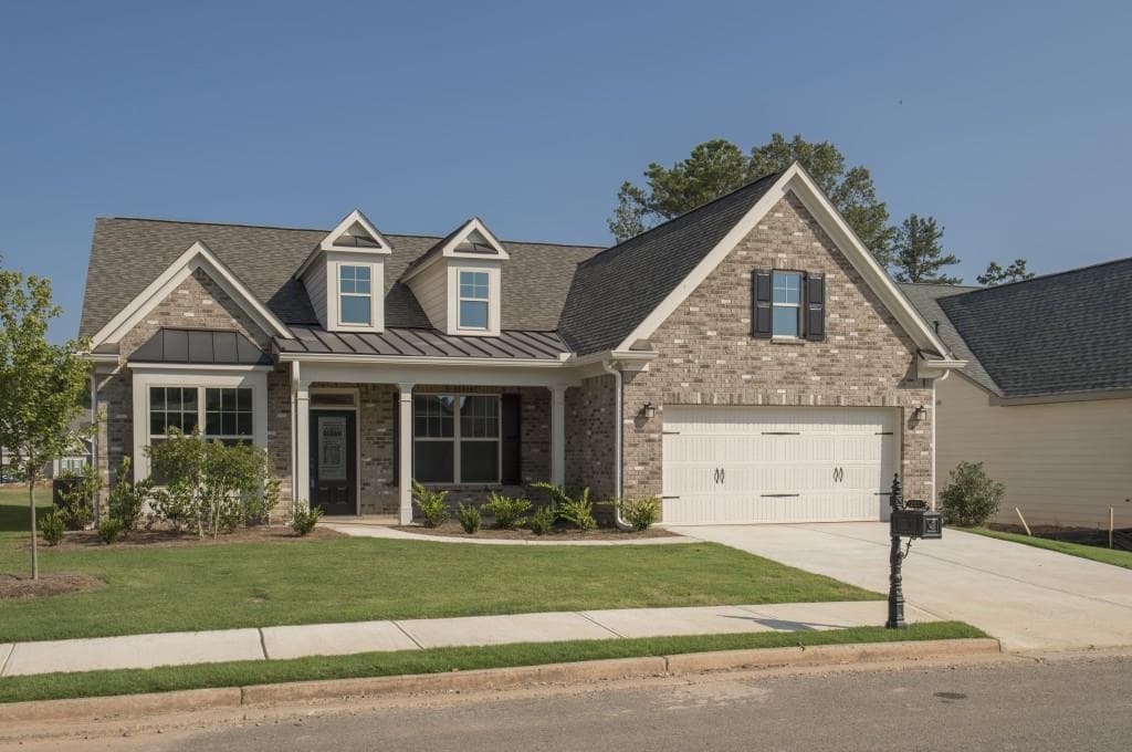 3 bedroom, 2,215 sq ft single family residence sold at 203 Woodridge Terrace, Canton, GA 30114