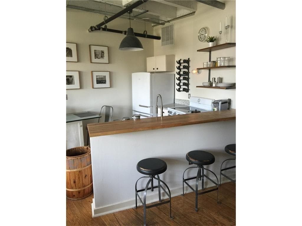1 bedroom, 603 sq ft condominium sold at 878 Peachtree Street 715, Atlanta, GA 30309