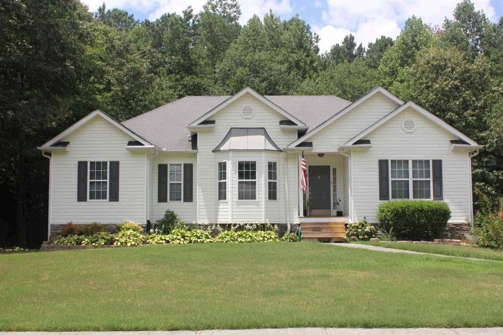 3 bedroom single family residence sold at 3894 Saint George Terrace, Powder Springs, GA 30127