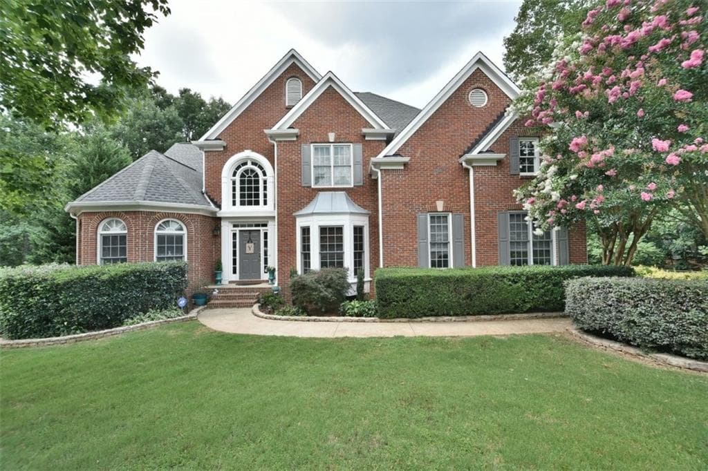 5 bedroom, 4,954 sq ft single family residence sold at 6520 Mountain Vista Court, Cumming, GA 30041