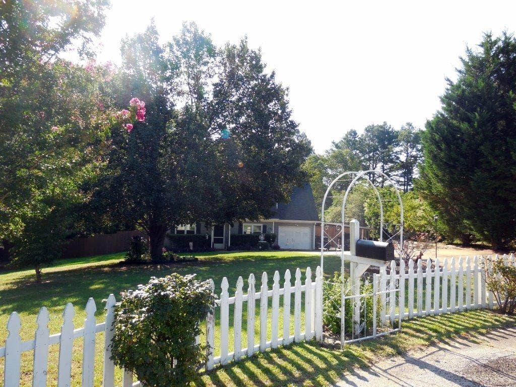 318 Meadow Lane, Auburn, GA 30011 — most recent listing photo