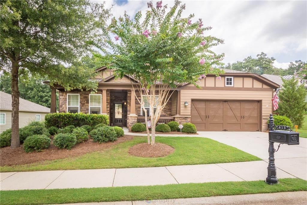 3 bedroom, 2,285 sq ft single family residence sold at 613 Laurel Crossing, Canton, GA 30114