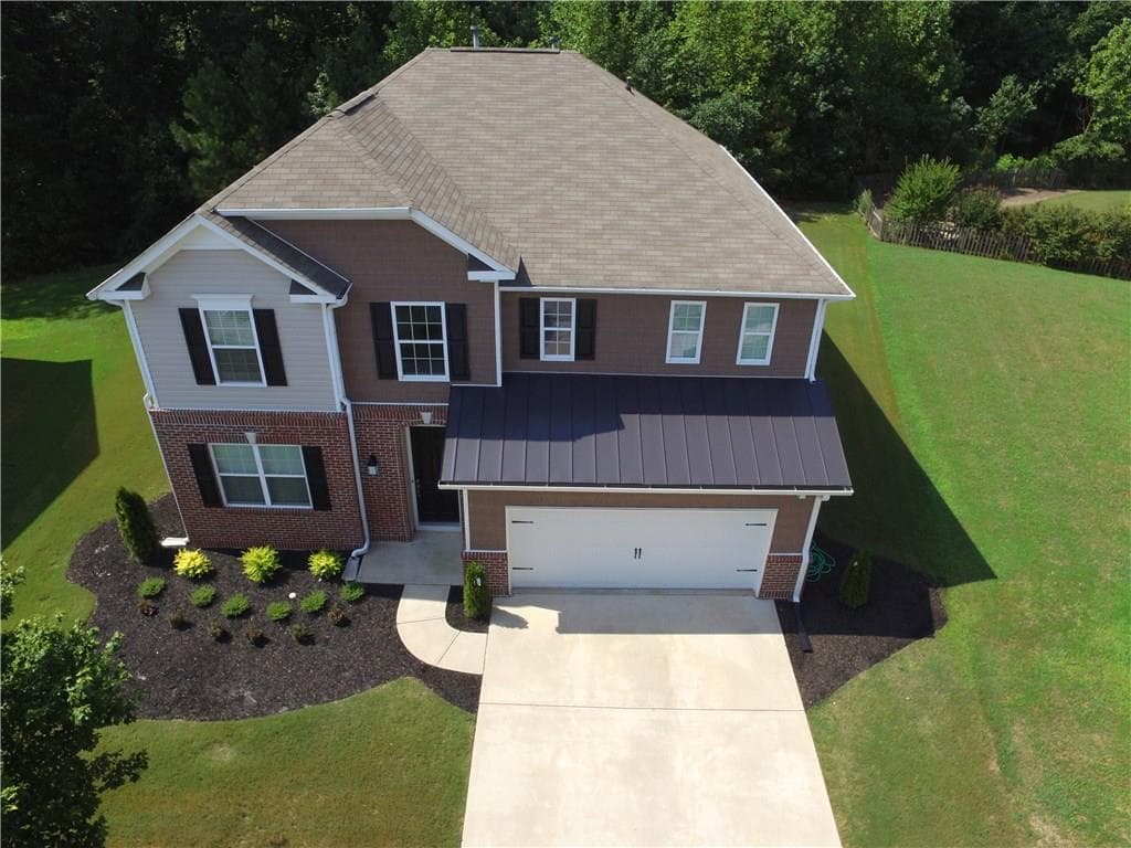 4 bedroom, 3,050 sq ft single family residence sold at 1963 White Top Road, Lawrenceville, GA 30045