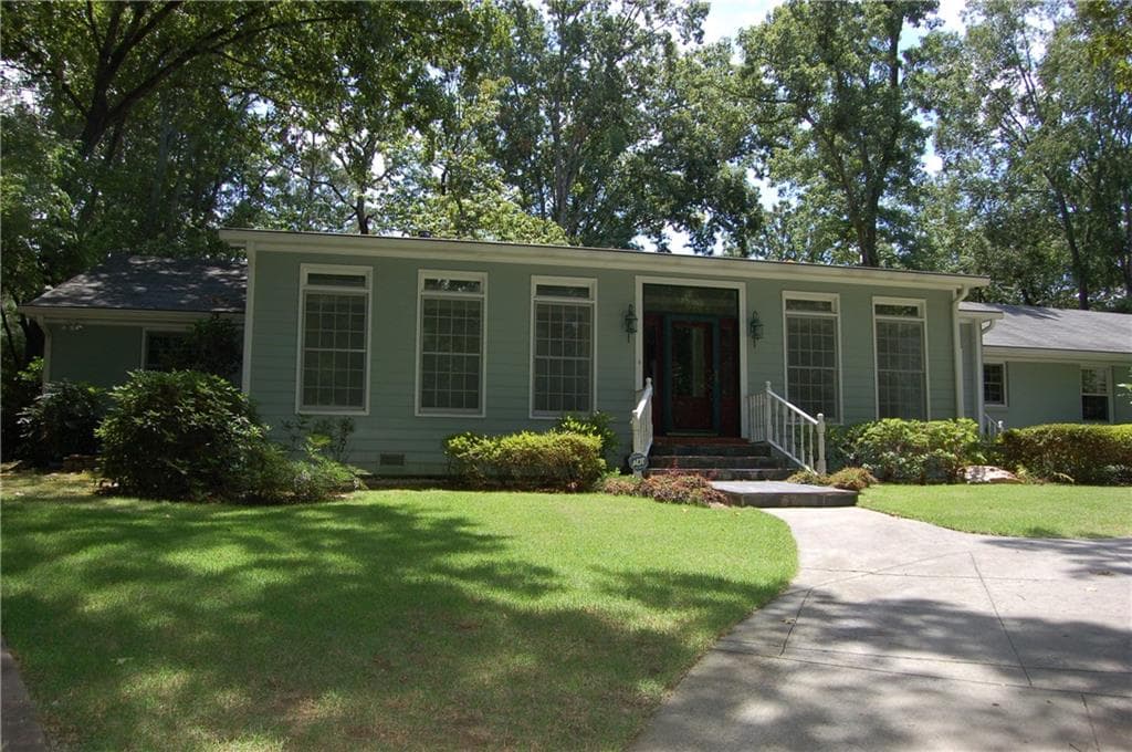 5 bedroom, 3,964 sq ft single family residence sold at 1008 Somerset Drive, Atlanta, GA 30327